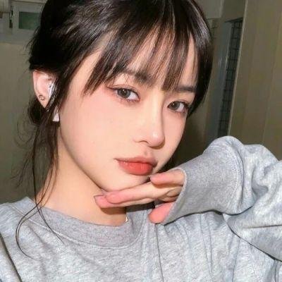 顶流男星被曝深夜密会神秘女子，连续多日品牌活动现场画面流出